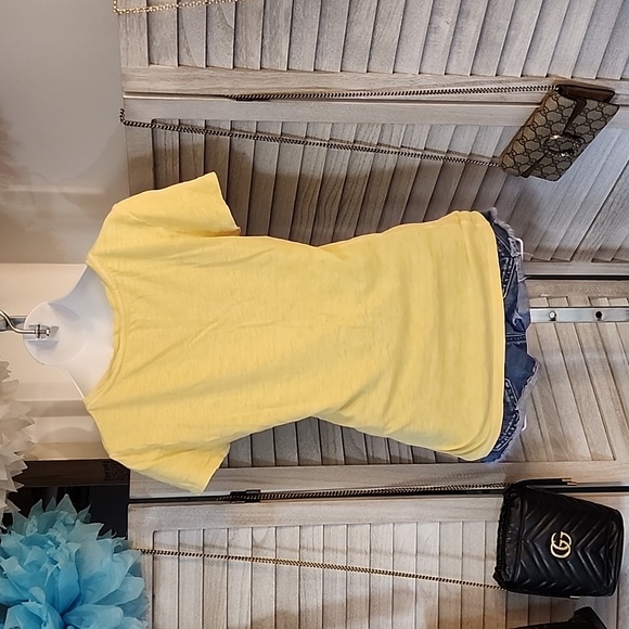 American Eagle brand TSHIRT - Picture 4 of 8